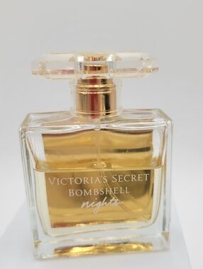 Victoria's Secret Bombshell Nights Eau de Parfum  1 FL oz READ